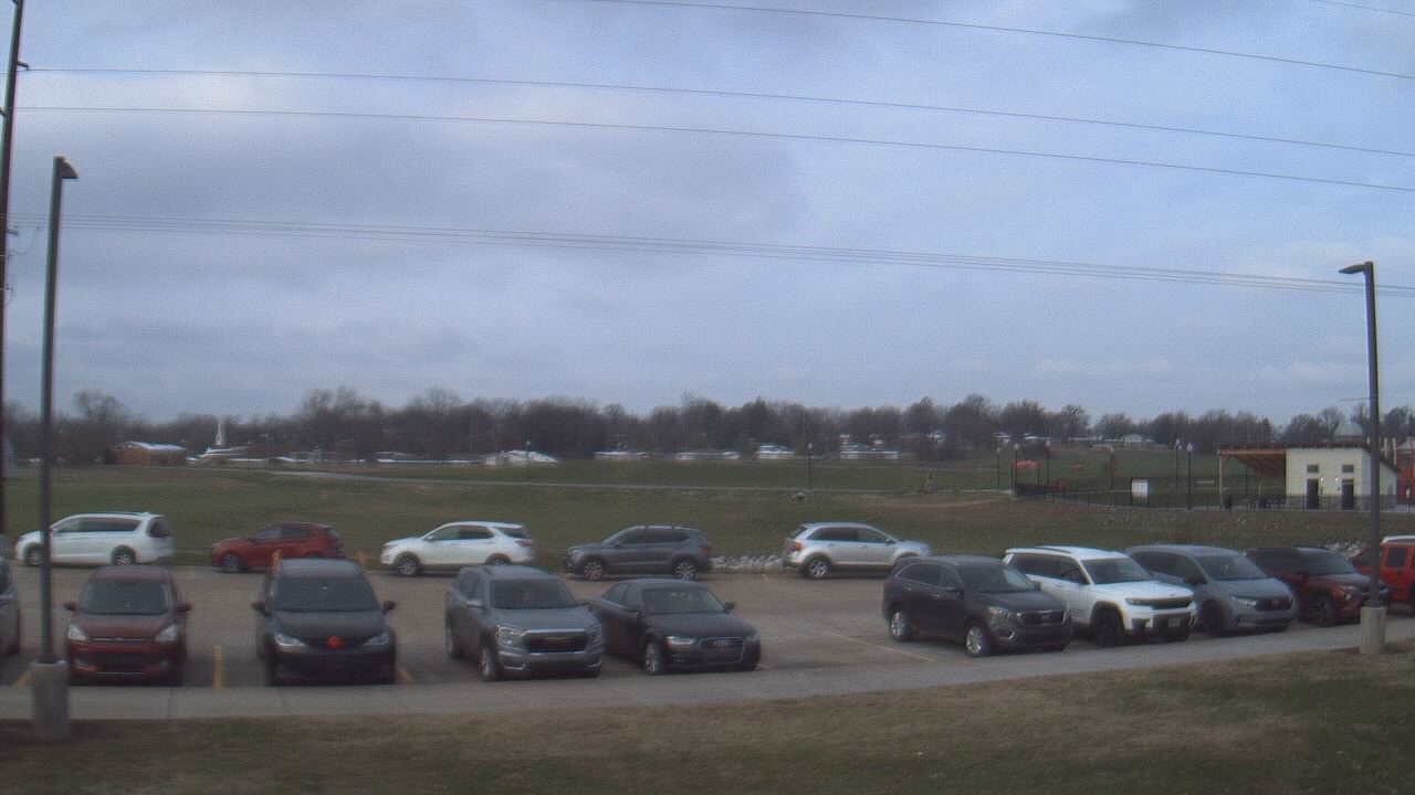 Thumbnail for current weather camera view from West ES in Mount Vernon, Indiana