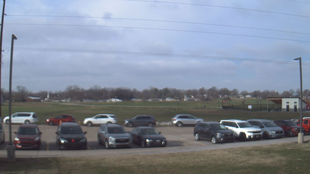 Thumbnail for current weather camera view from West ES in Mount Vernon, Indiana