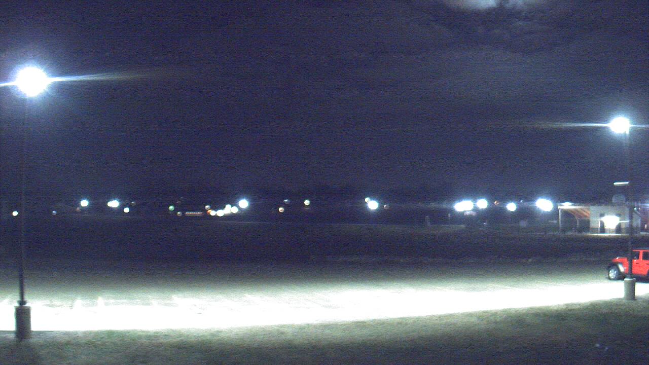 Thumbnail for current weather camera view from West ES in Mount Vernon, Indiana