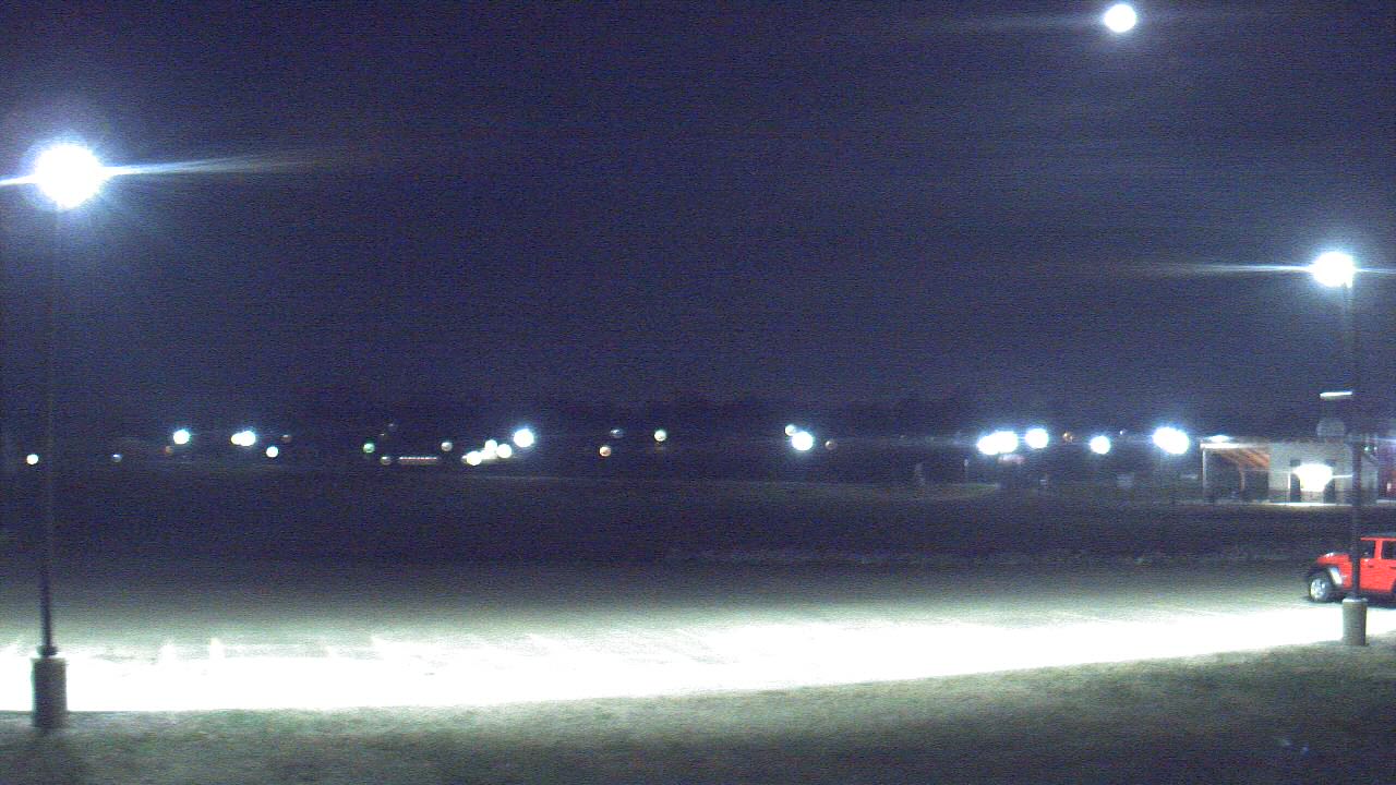 Thumbnail for current weather camera view from West ES in Mount Vernon, Indiana