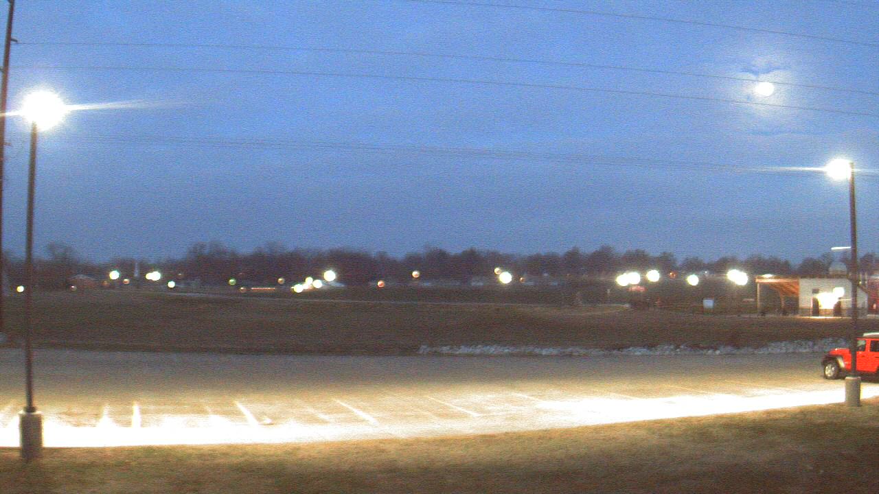 Thumbnail for current weather camera view from West ES in Mount Vernon, Indiana