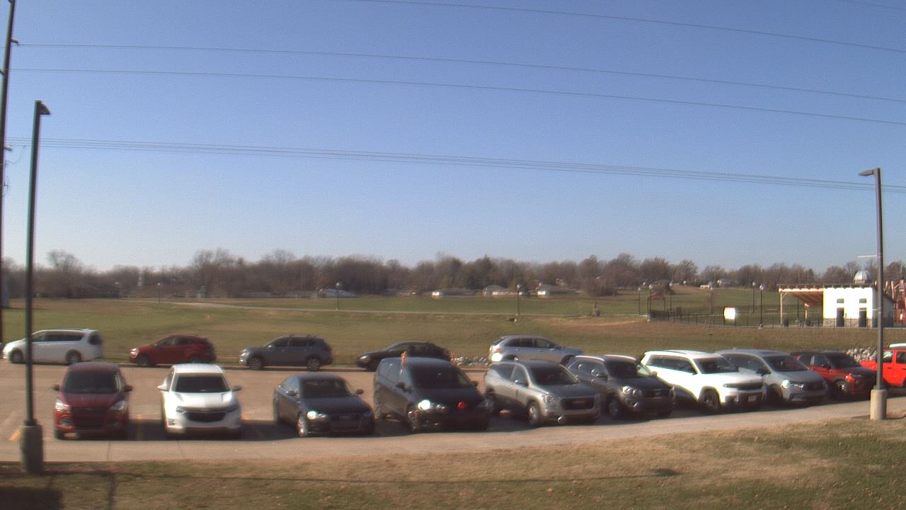 Thumbnail for current weather camera view from West ES in Mount Vernon, Indiana