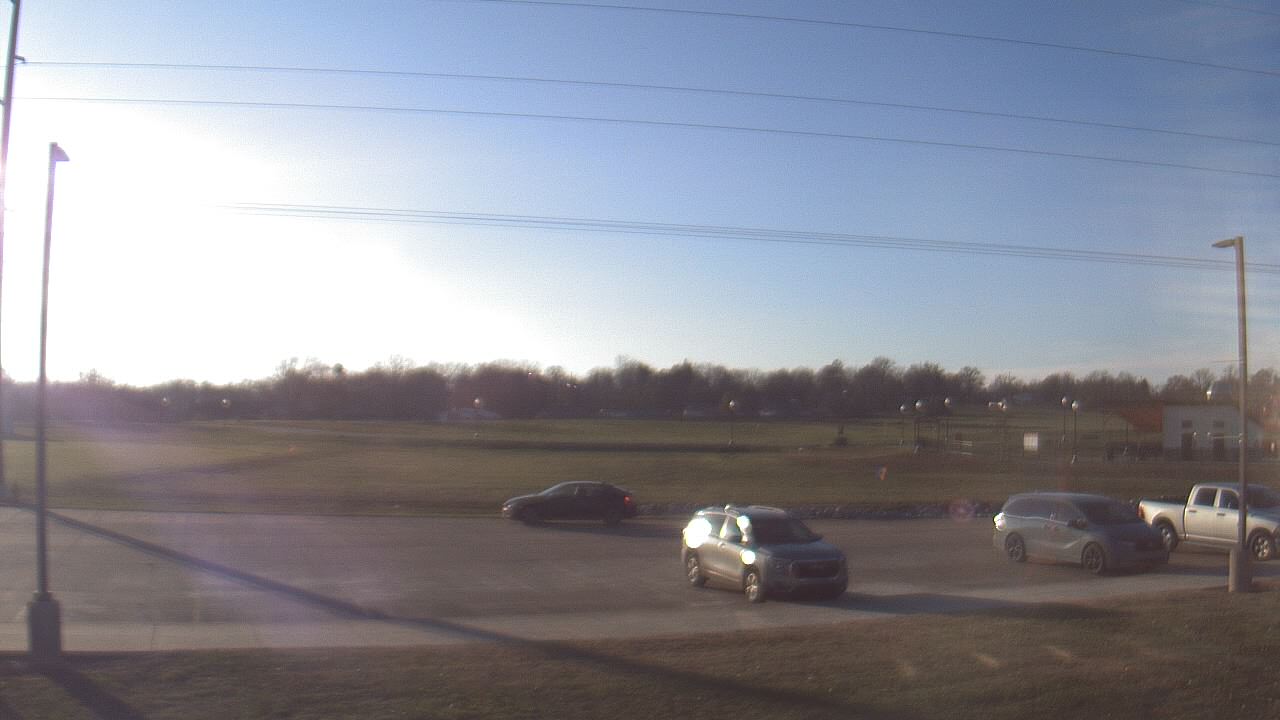 Thumbnail for current weather camera view from West ES in Mount Vernon, Indiana