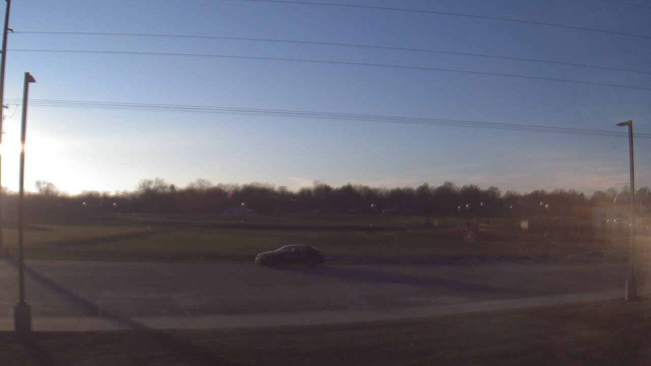 Thumbnail for current weather camera view from West ES in Mount Vernon, Indiana