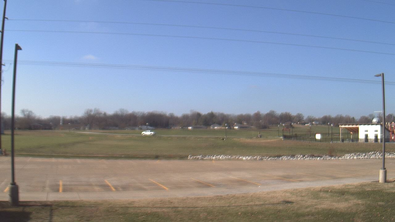 Thumbnail for current weather camera view from West ES in Mount Vernon, Indiana