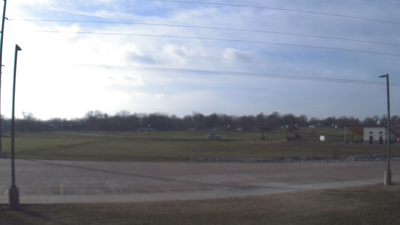 Thumbnail for current weather camera view from West ES in Mount Vernon, Indiana