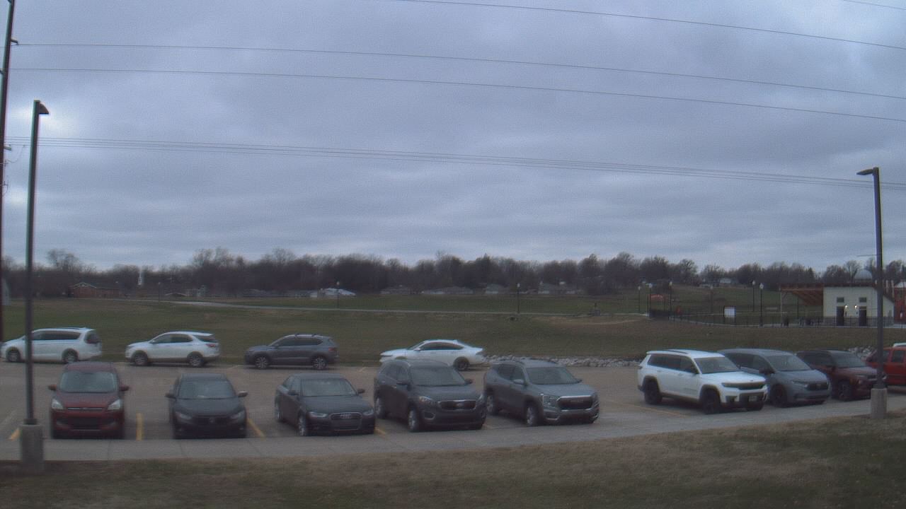 Thumbnail for current weather camera view from West ES in Mount Vernon, Indiana