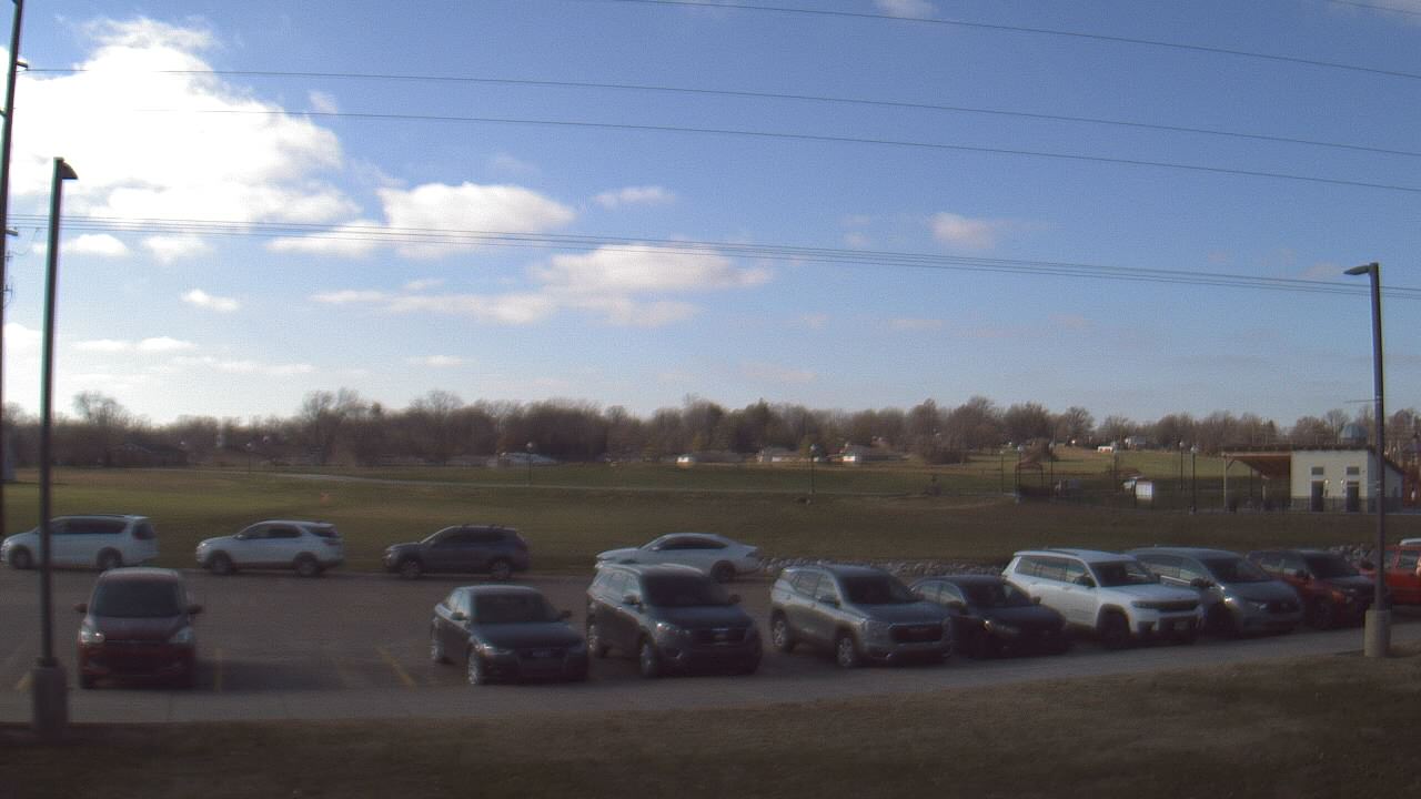 Thumbnail for current weather camera view from West ES in Mount Vernon, Indiana