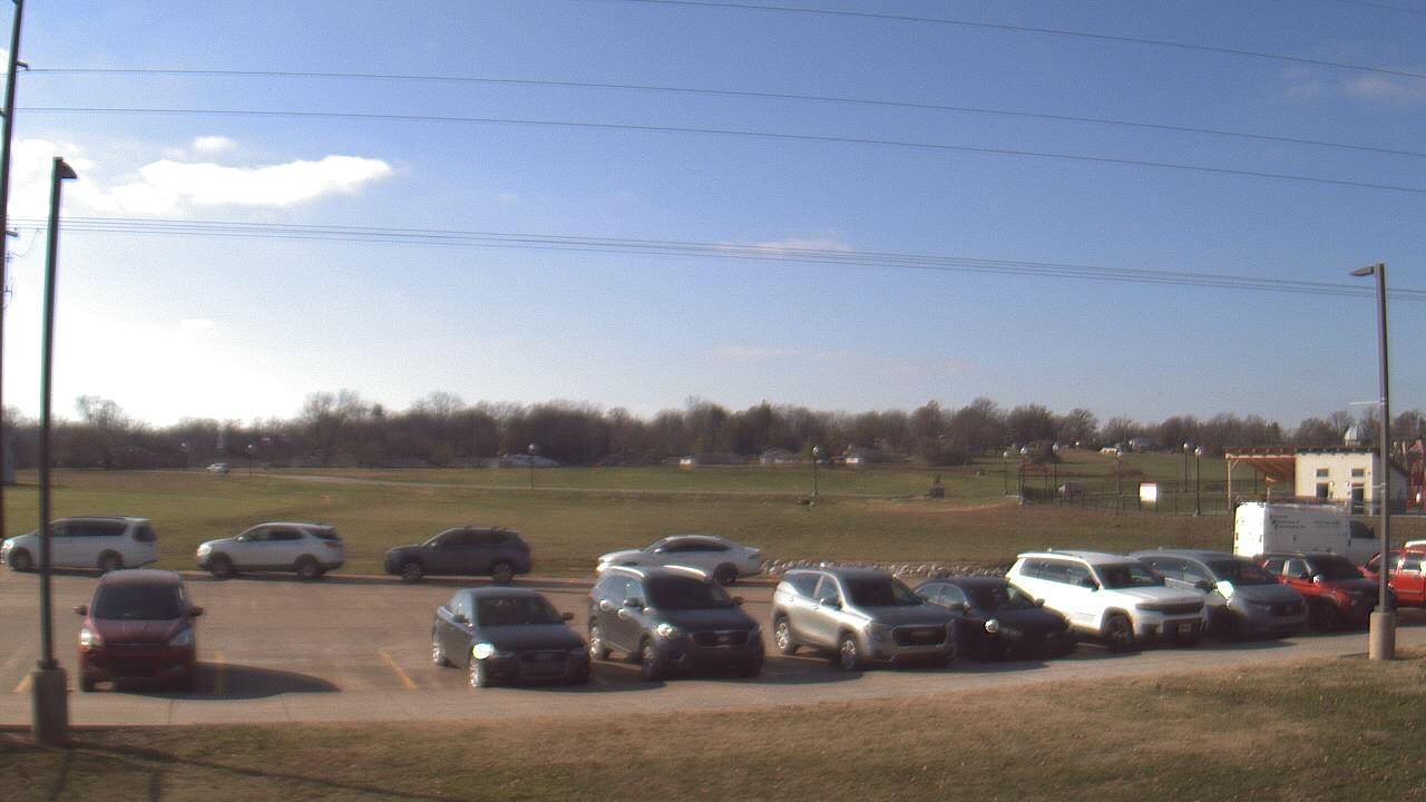 Thumbnail for current weather camera view from West ES in Mount Vernon, Indiana