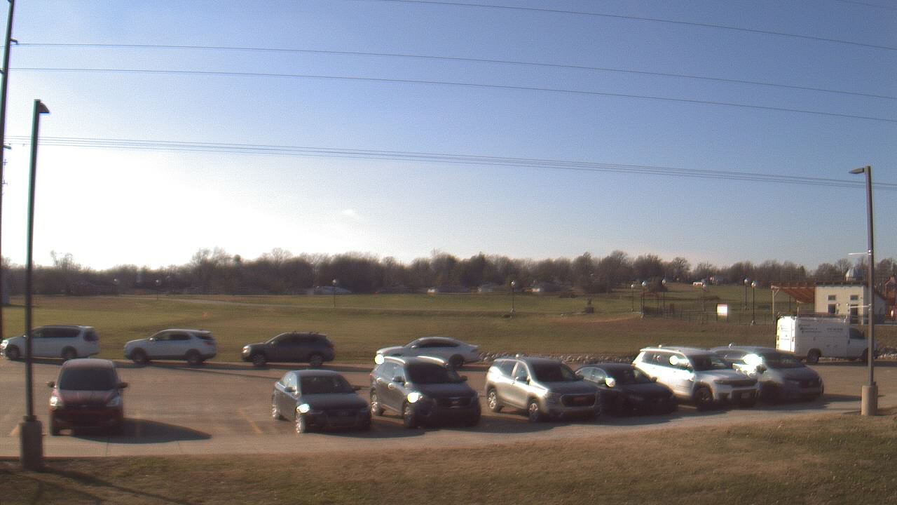 Thumbnail for current weather camera view from West ES in Mount Vernon, Indiana