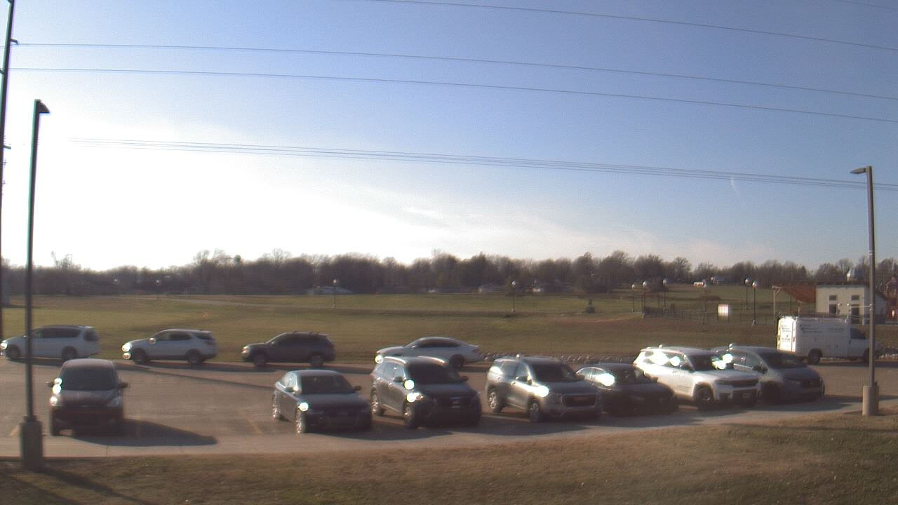 Thumbnail for current weather camera view from West ES in Mount Vernon, Indiana