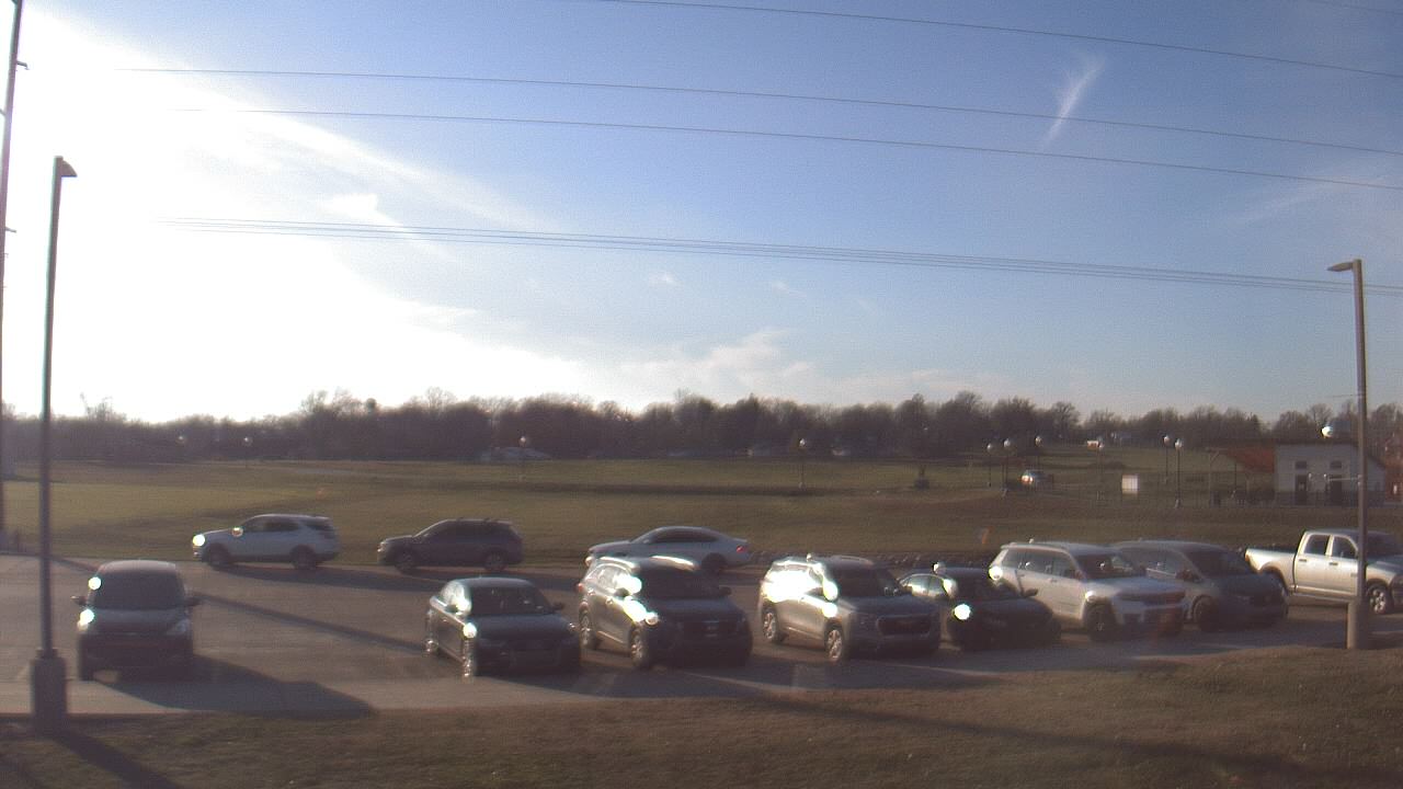 Thumbnail for current weather camera view from West ES in Mount Vernon, Indiana