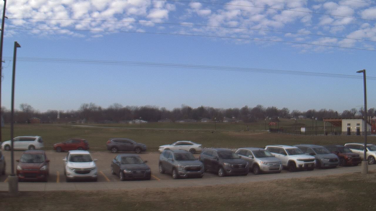 Thumbnail for current weather camera view from West ES in Mount Vernon, Indiana