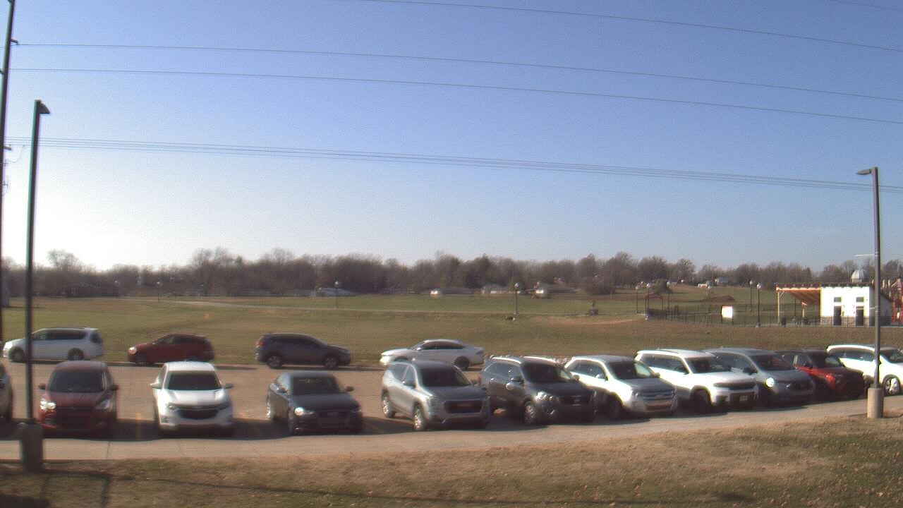 Thumbnail for current weather camera view from West ES in Mount Vernon, Indiana