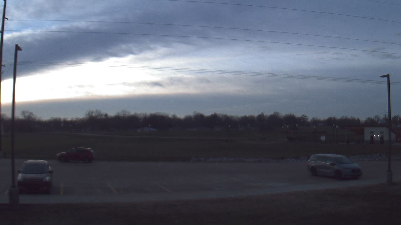 Thumbnail for current weather camera view from West ES in Mount Vernon, Indiana