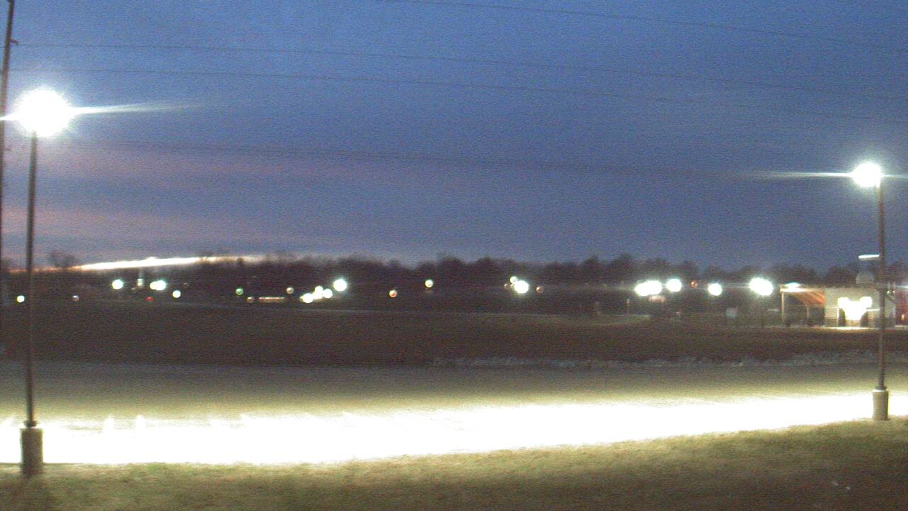 Thumbnail for current weather camera view from West ES in Mount Vernon, Indiana