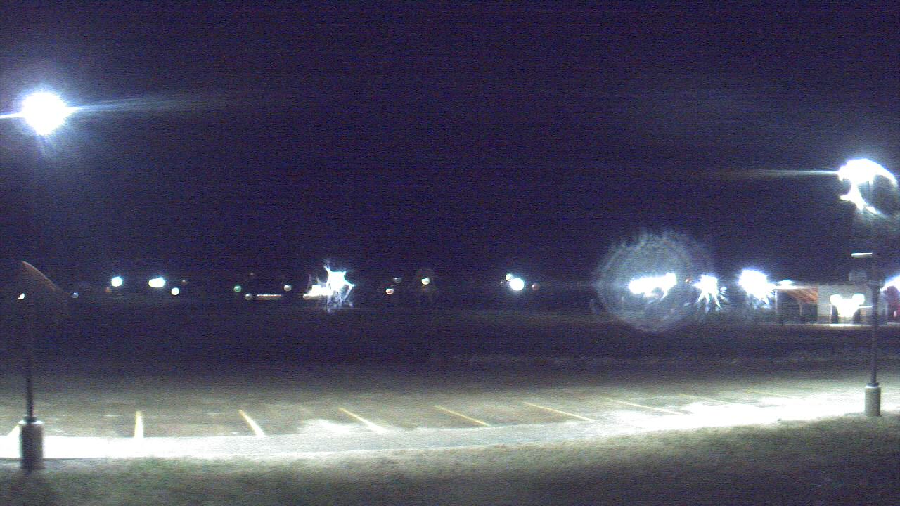 Thumbnail for current weather camera view from West ES in Mount Vernon, Indiana