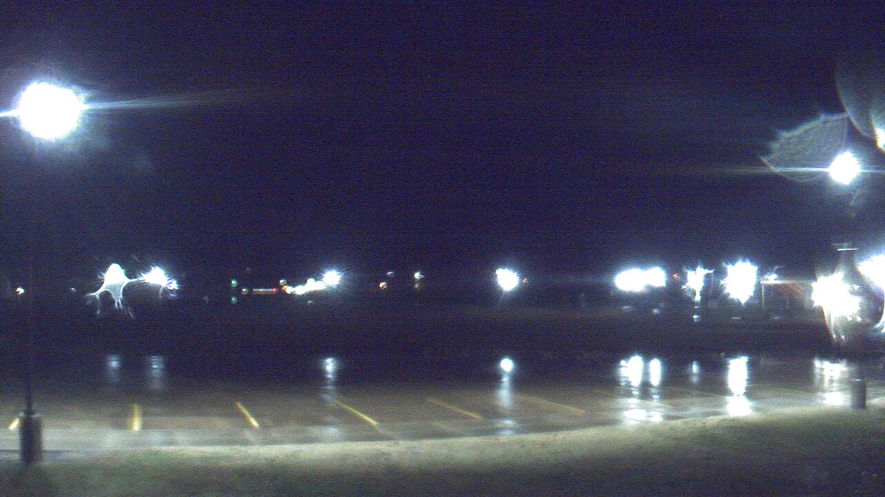 Thumbnail for current weather camera view from West ES in Mount Vernon, Indiana