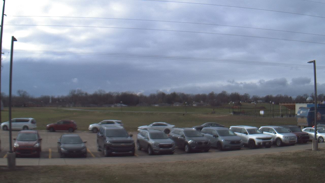 Thumbnail for current weather camera view from West ES in Mount Vernon, Indiana