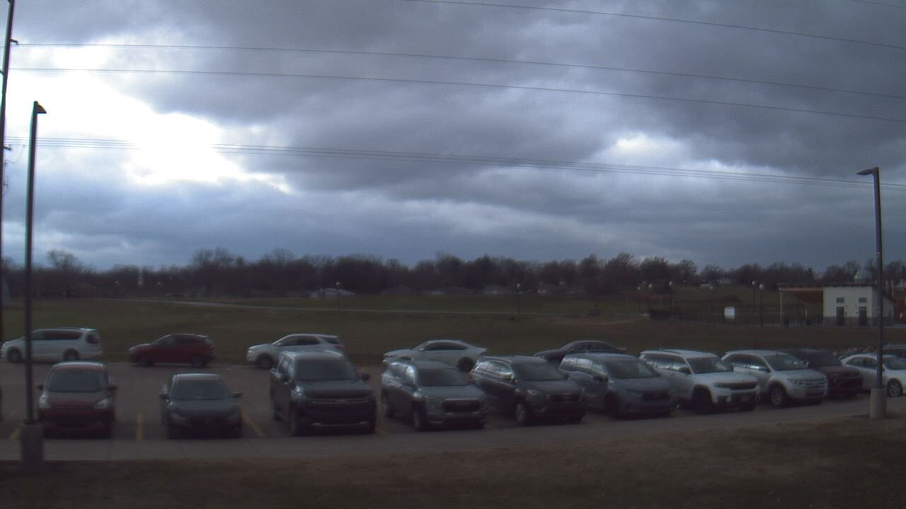Thumbnail for current weather camera view from West ES in Mount Vernon, Indiana