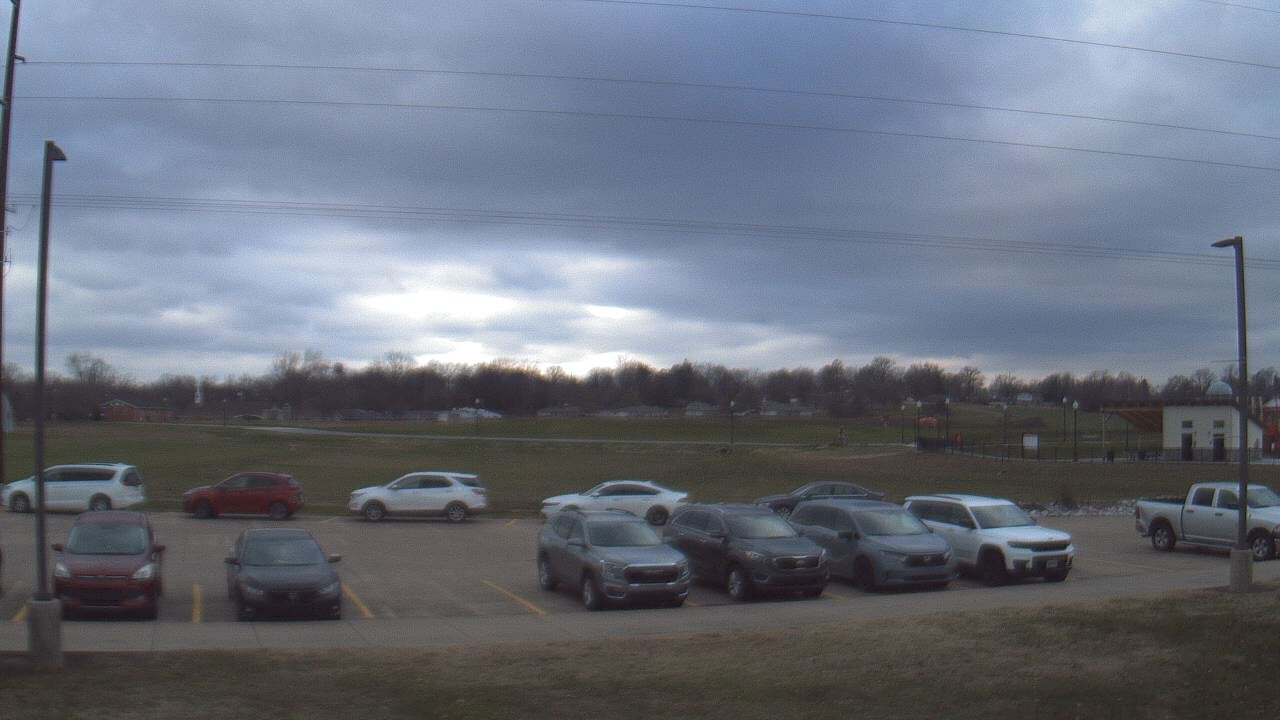 Thumbnail for current weather camera view from West ES in Mount Vernon, Indiana