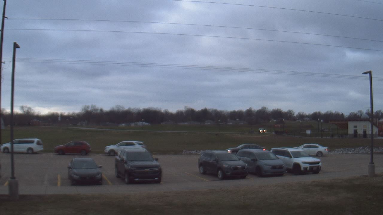 Thumbnail for current weather camera view from West ES in Mount Vernon, Indiana