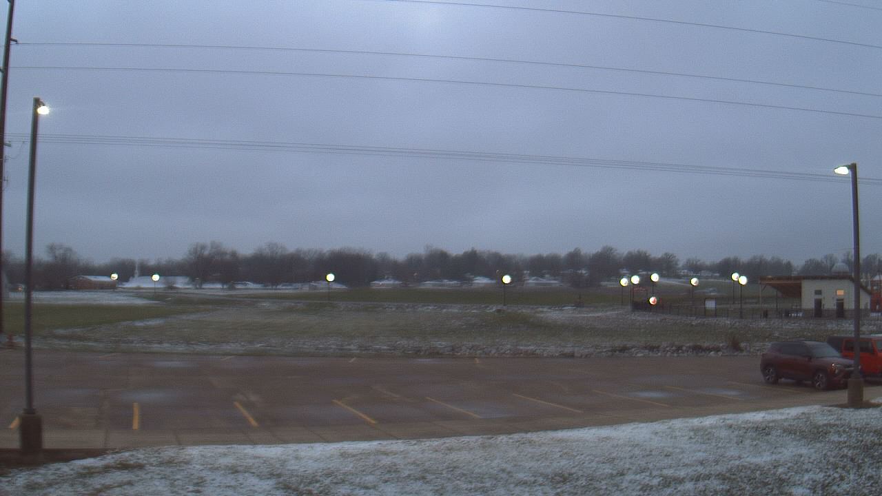 Thumbnail for current weather camera view from West ES in Mount Vernon, Indiana