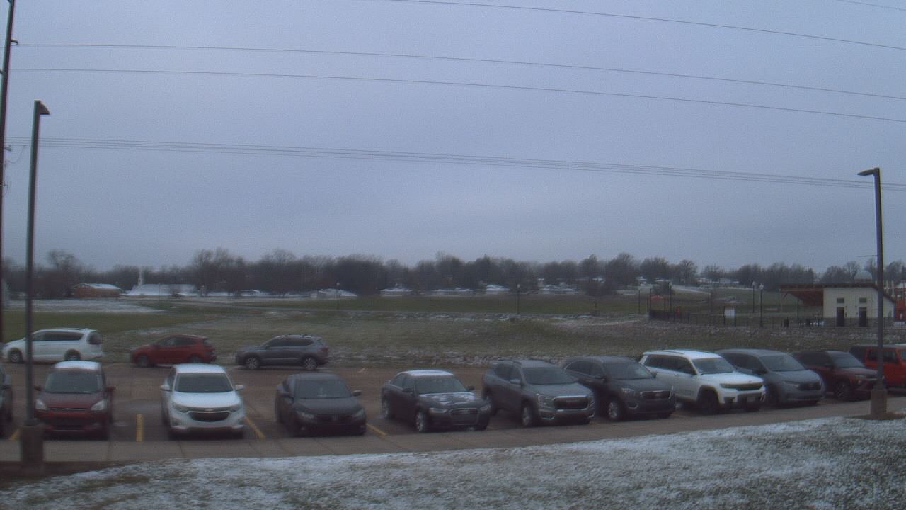 Thumbnail for current weather camera view from West ES in Mount Vernon, Indiana