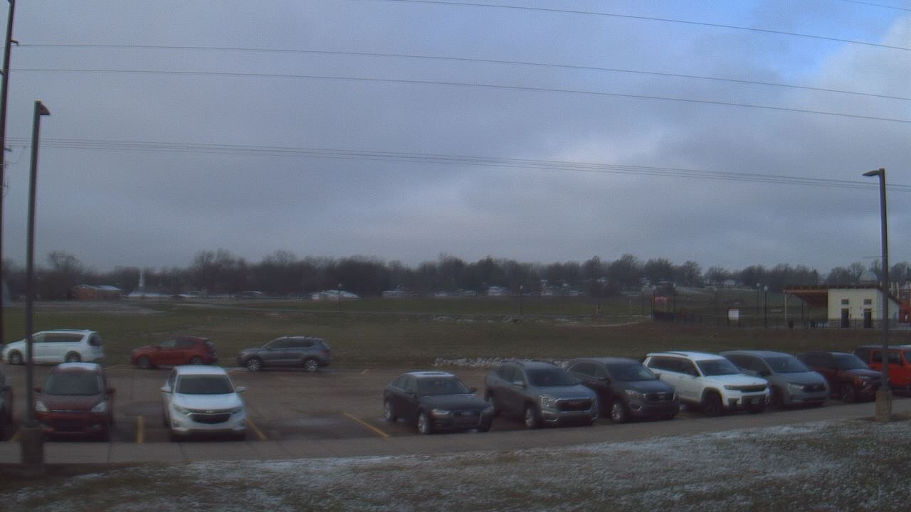 Thumbnail for current weather camera view from West ES in Mount Vernon, Indiana