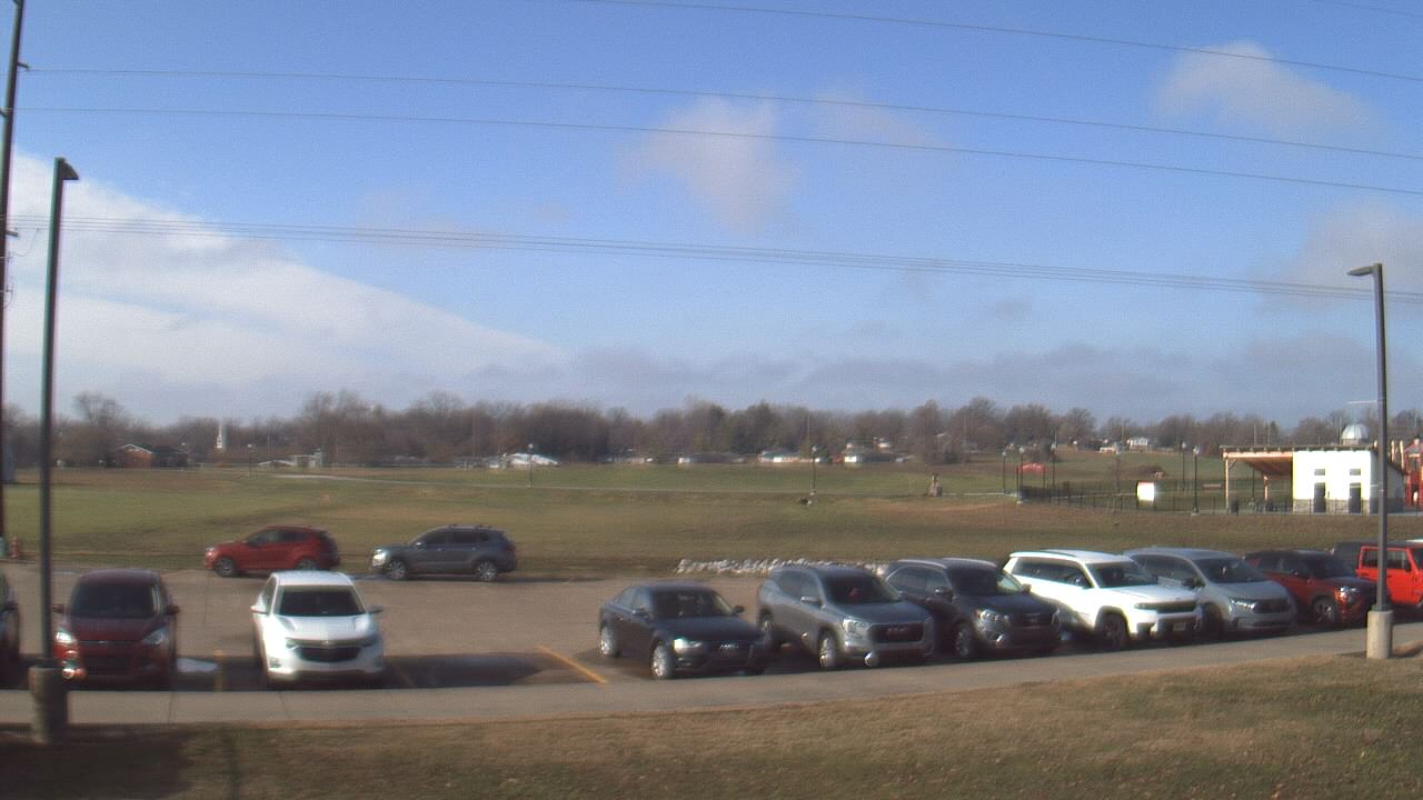 Thumbnail for current weather camera view from West ES in Mount Vernon, Indiana