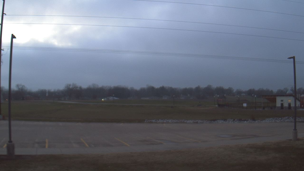 Thumbnail for current weather camera view from West ES in Mount Vernon, Indiana