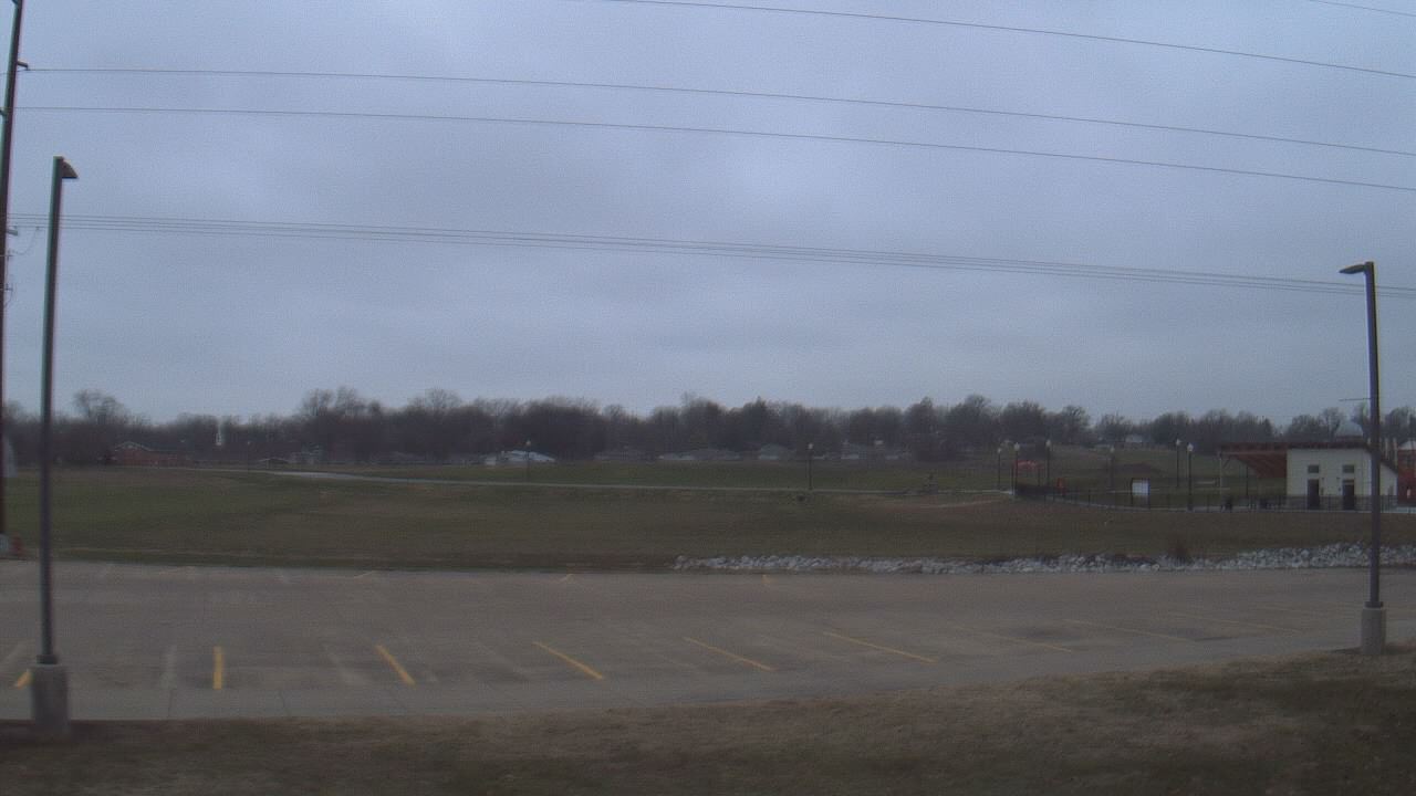Thumbnail for current weather camera view from West ES in Mount Vernon, Indiana