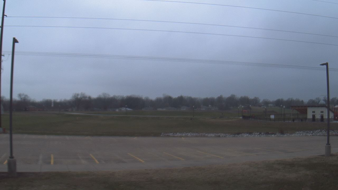 Thumbnail for current weather camera view from West ES in Mount Vernon, Indiana