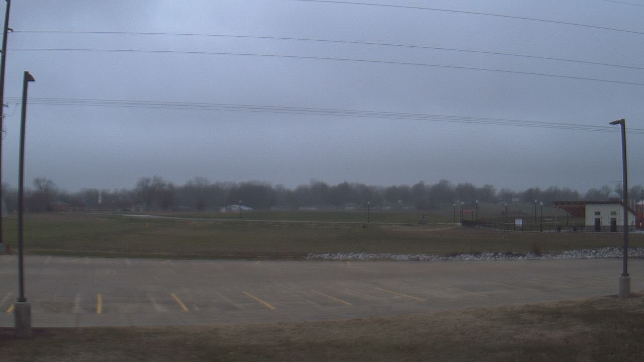 Thumbnail for current weather camera view from West ES in Mount Vernon, Indiana