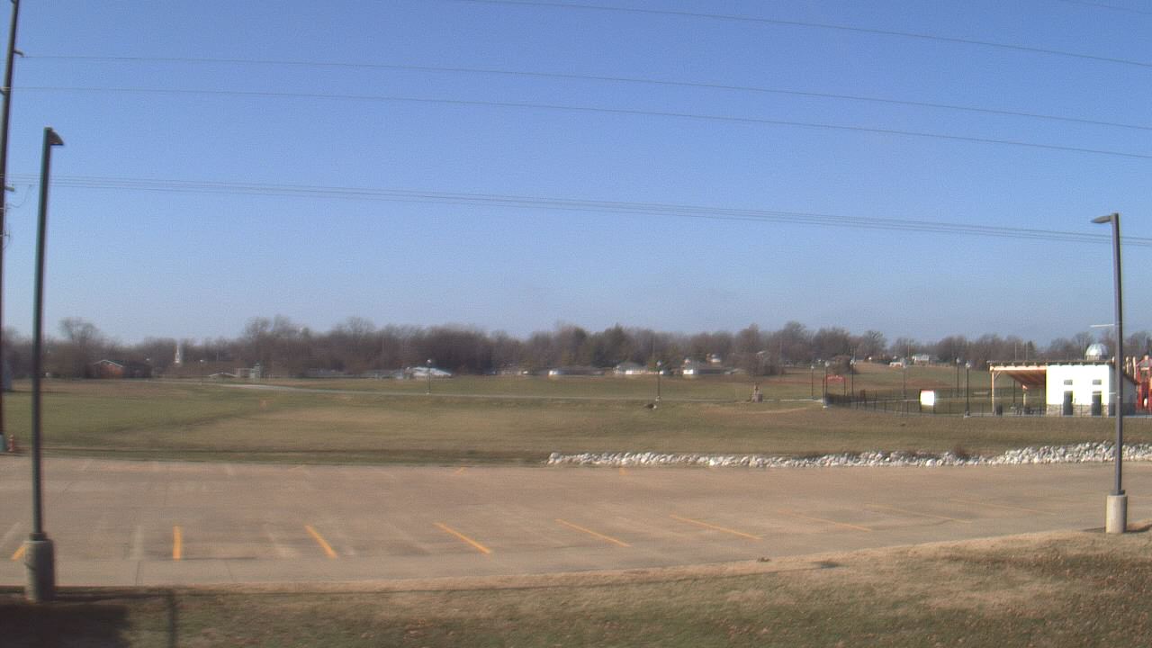 Thumbnail for current weather camera view from West ES in Mount Vernon, Indiana