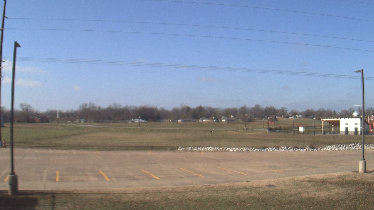 Thumbnail for current weather camera view from West ES in Mount Vernon, Indiana