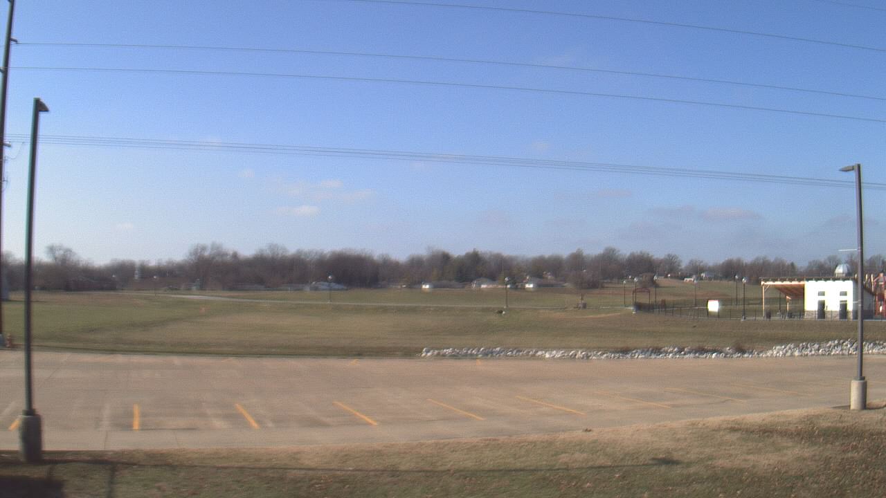 Thumbnail for current weather camera view from West ES in Mount Vernon, Indiana