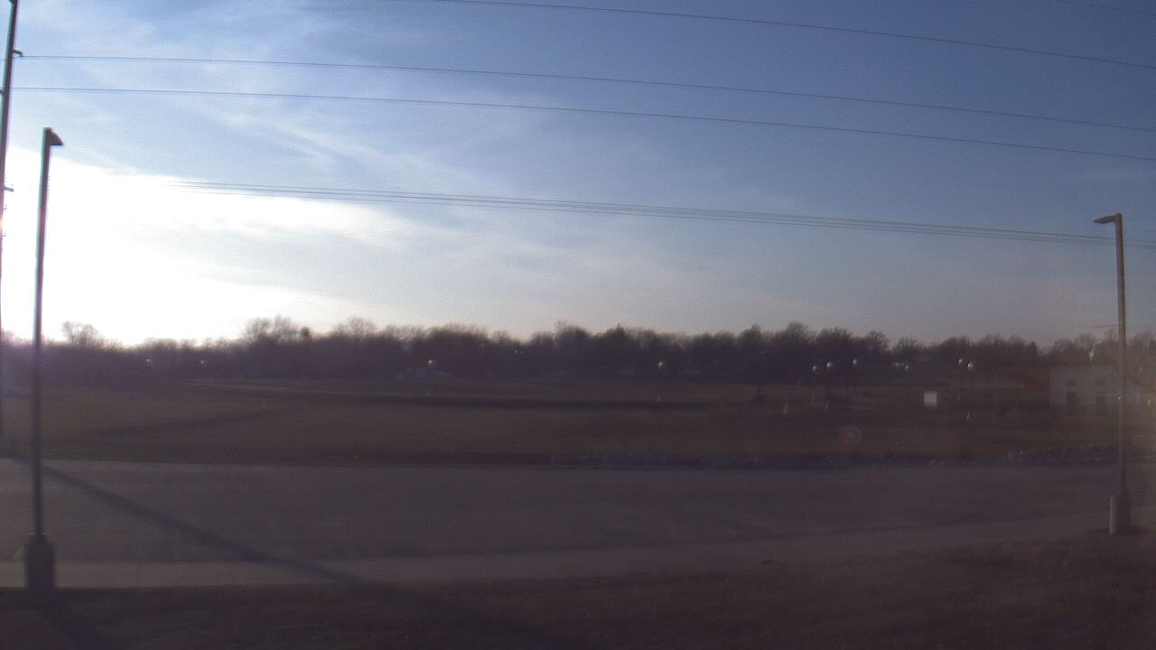 Thumbnail for current weather camera view from West ES in Mount Vernon, Indiana