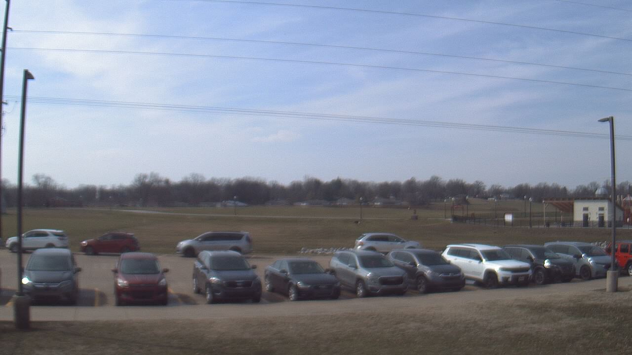 Thumbnail for current weather camera view from West ES in Mount Vernon, Indiana