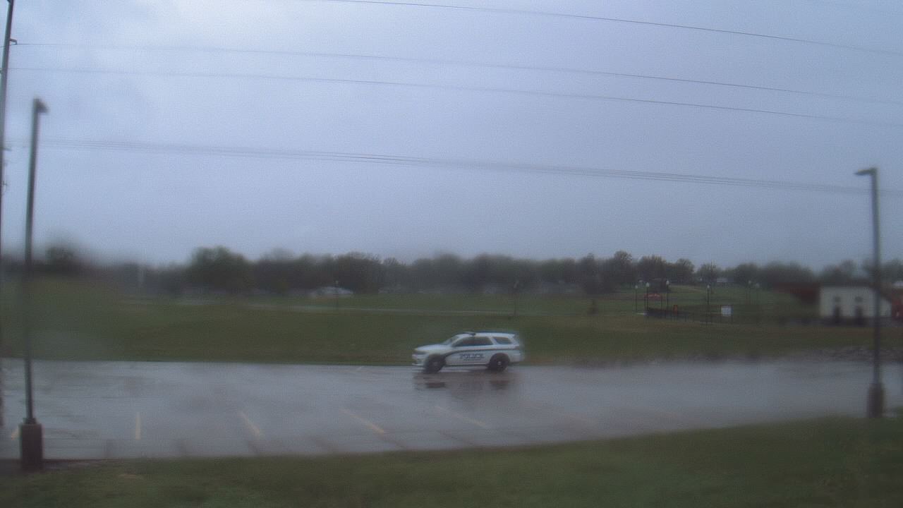 Thumbnail for current weather camera view from West ES in Mount Vernon, Indiana