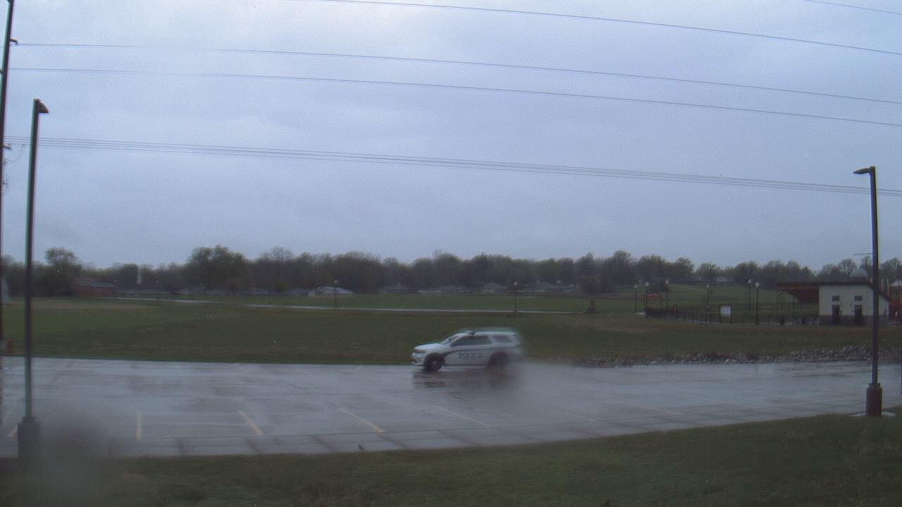 Thumbnail for current weather camera view from West ES in Mount Vernon, Indiana