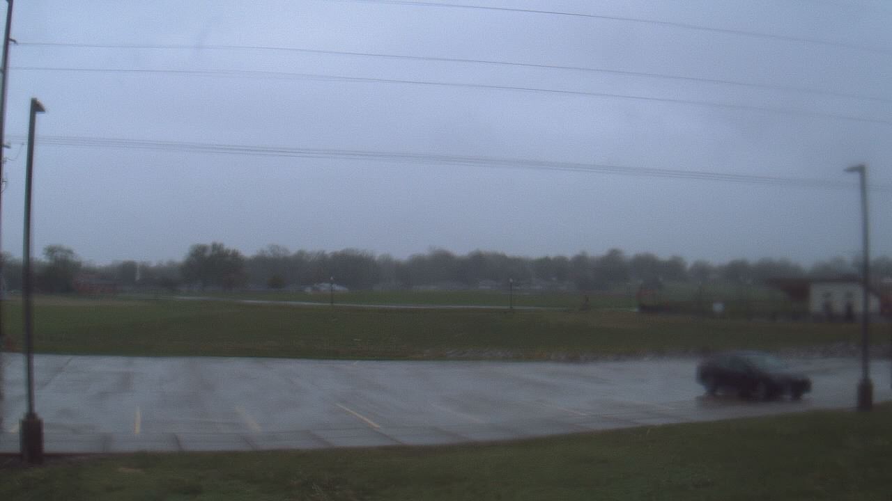 Thumbnail for current weather camera view from West ES in Mount Vernon, Indiana