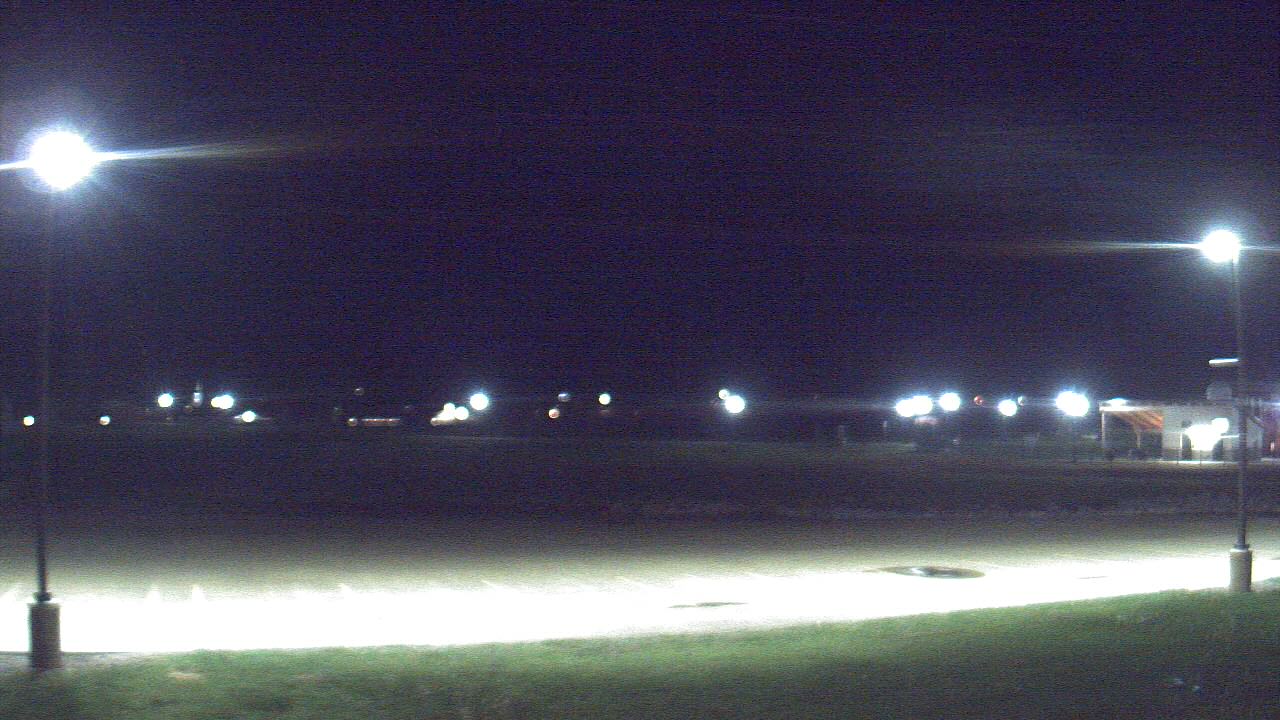 Thumbnail for current weather camera view from West ES in Mount Vernon, Indiana