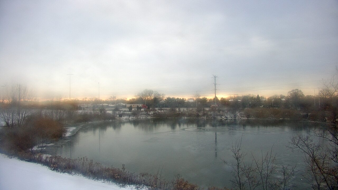 Thumbnail for current weather camera view from Colin Powell MS in Matteson, Illinois