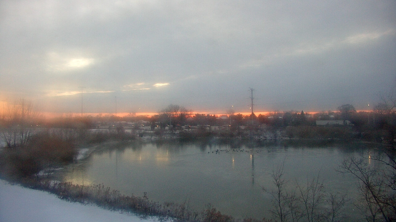 Thumbnail for current weather camera view from Colin Powell MS in Matteson, Illinois