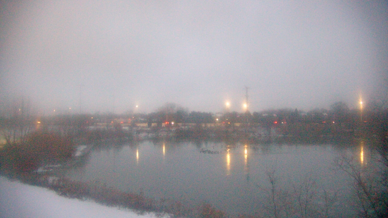 Thumbnail for current weather camera view from Colin Powell MS in Matteson, Illinois