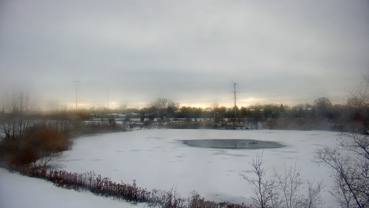 Thumbnail for current weather camera view from Colin Powell MS in Matteson, Illinois