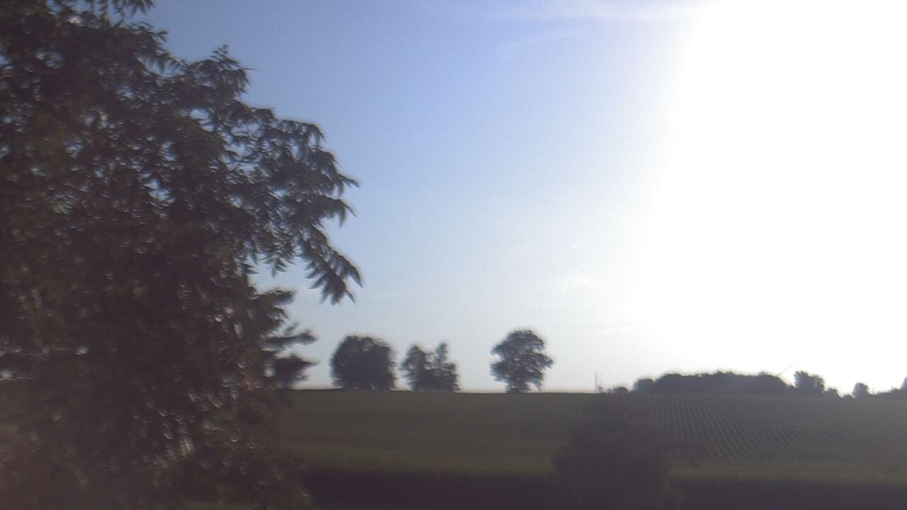 Thumbnail for current weather camera view from Farmersville School in Mount Vernon, Indiana