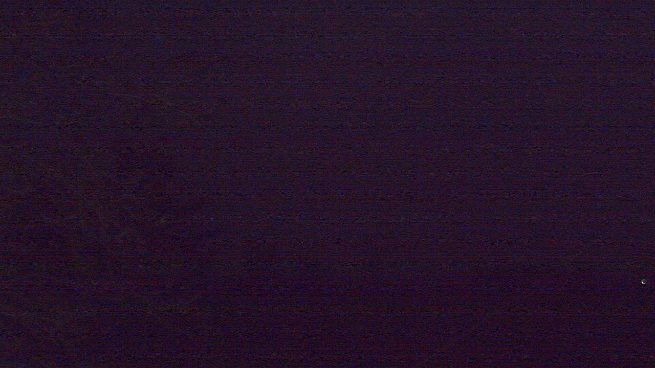 Thumbnail for current weather camera view from Farmersville School in Mount Vernon, Indiana