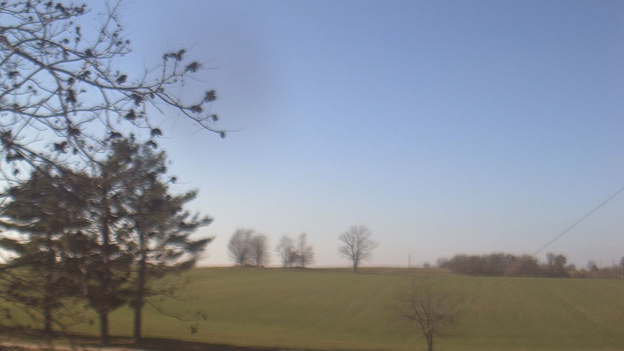 Thumbnail for current weather camera view from Farmersville School in Mount Vernon, Indiana